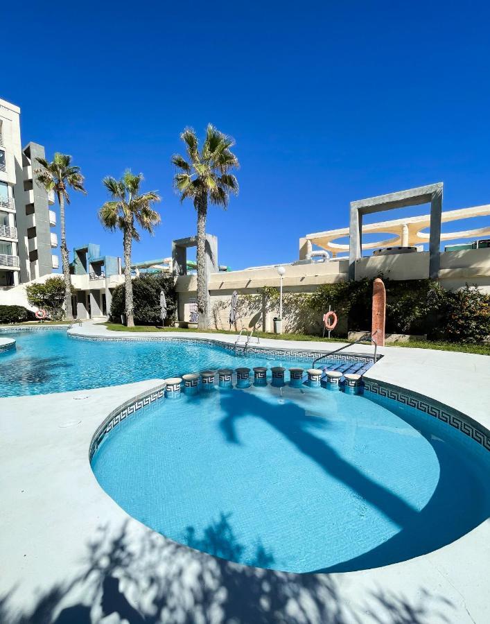 Breathtaking Apartment Торевиеха Екстериор снимка